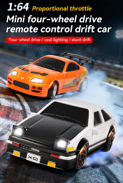 Mini Auto RC Drift Proporcional 1:64 – Supra Naranja – Control 2.4G, Luces LED y Kit de Obstáculos